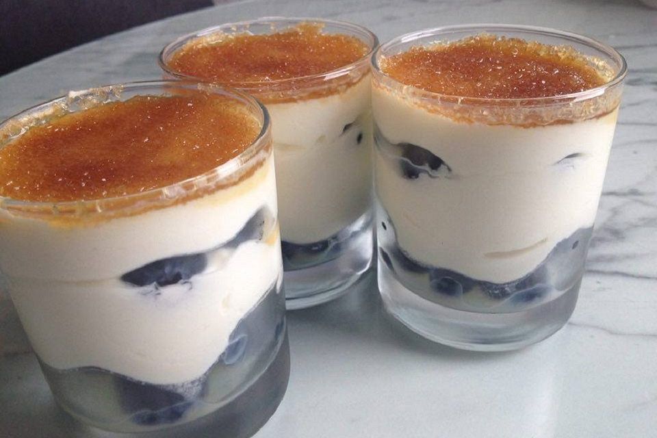 Himbeer - Joghurt - Mascarpone - Dessert