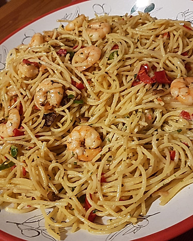 Spaghetti mit Chili, Knoblauch und Garnelen