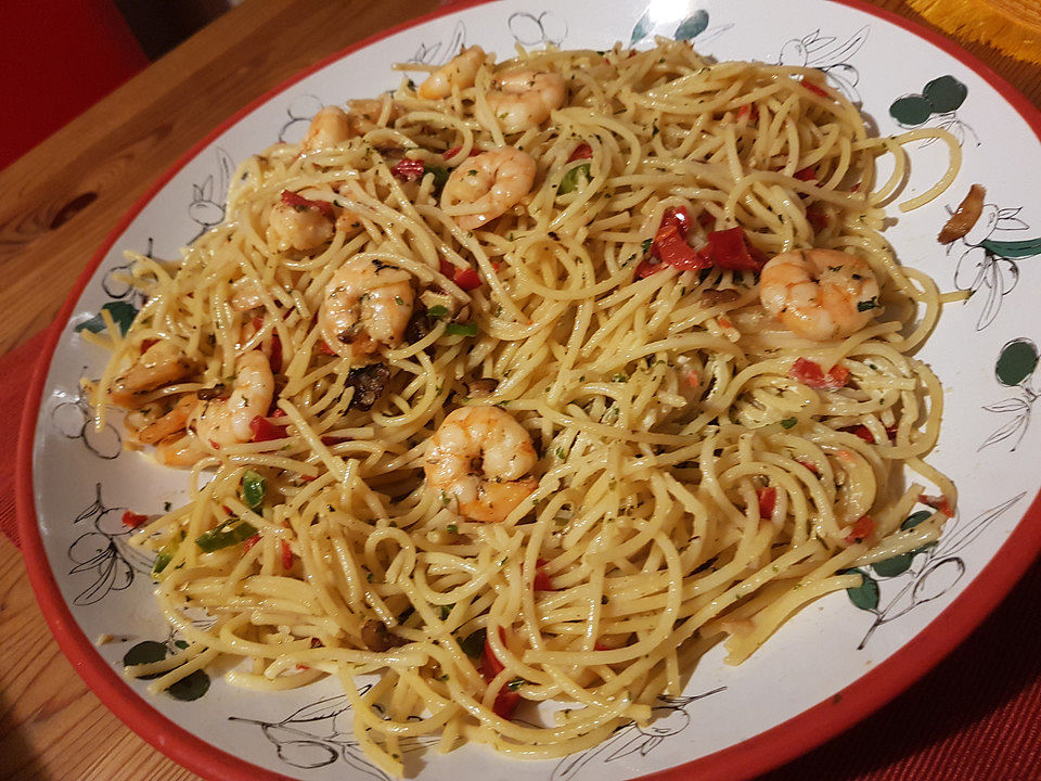 Spaghetti mit Chili, Knoblauch und Garnelen von Cyberlady | Chefkoch