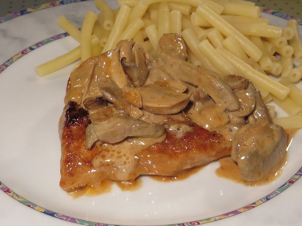Putenschnitzel in Champignon - Sahnesauce von judith| Chefkoch