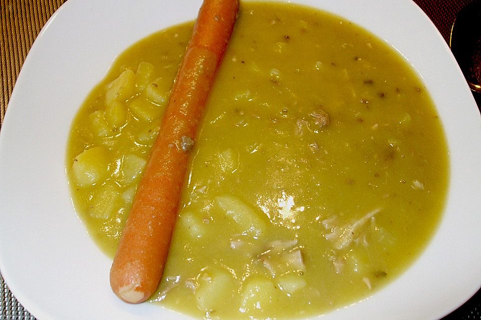 Deftige Erbsensuppe