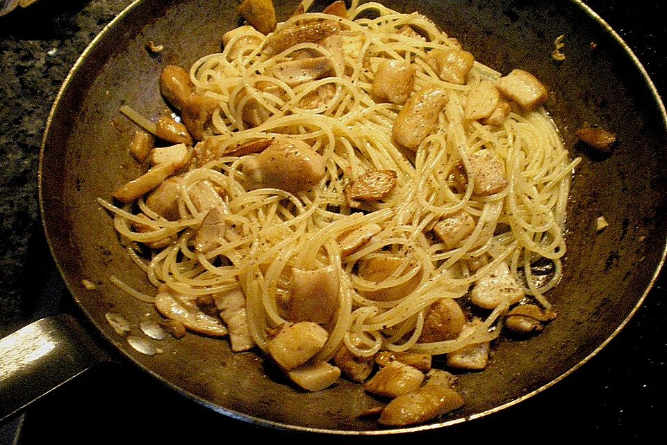 Steinpilz - Knoblauch - Spaghetti