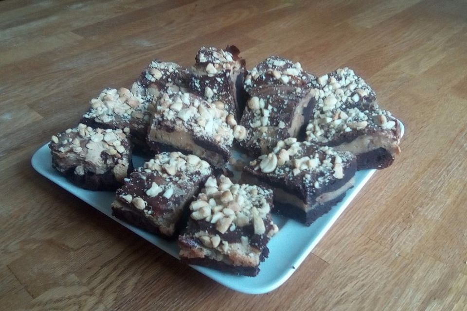 Creamy Peanut Brownies