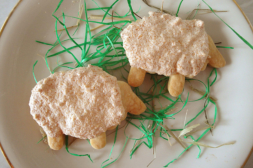 Osterlämmchen im Kokosfell