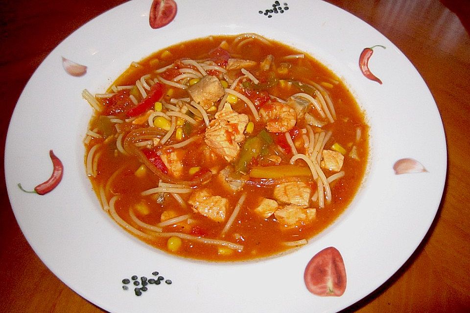 Fischsuppe mit Nudeln Fischsuppe mit Nudeln