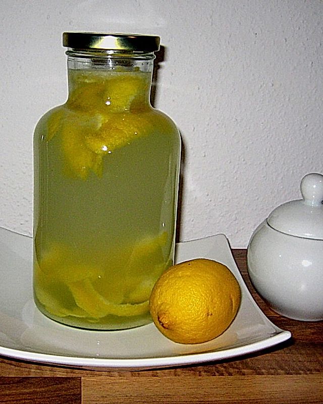Zitronenschnaps