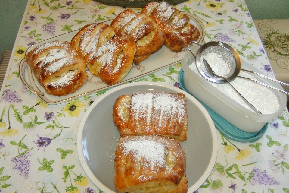 Apfeltaschen mit  Eierlikör - Apfelfüllung