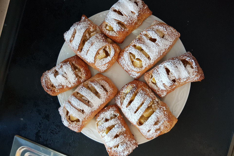 Apfeltaschen mit  Eierlikör - Apfelfüllung