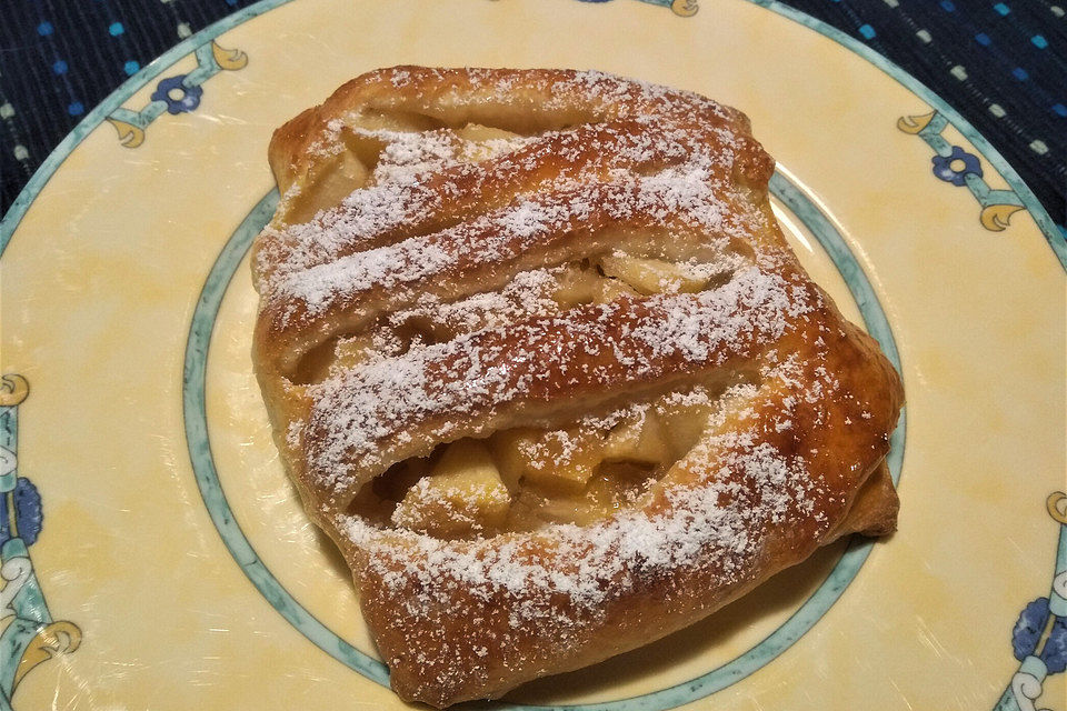 Apfeltaschen mit  Eierlikör - Apfelfüllung