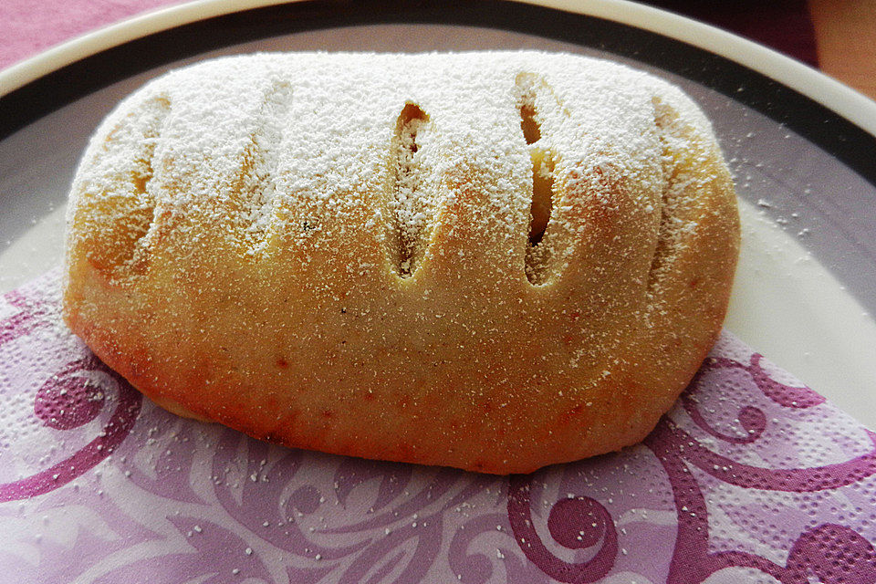 Apfeltaschen mit  Eierlikör - Apfelfüllung