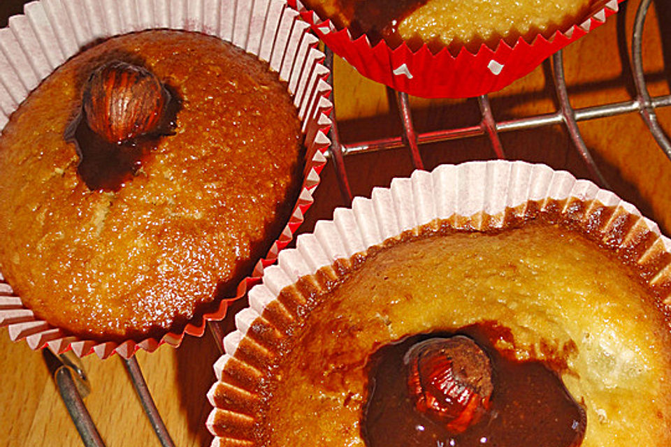 Muffins mit Kokos und Ananas