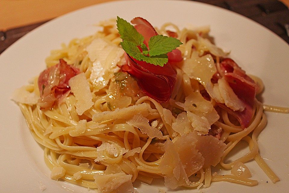 Pasta con Parma e Limone