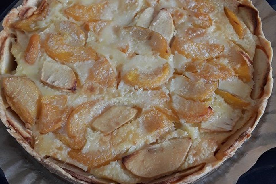 Obstkuchen mit Sahneguss