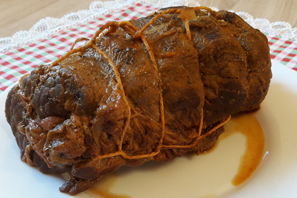 Geschmorter Kalbsrollbraten