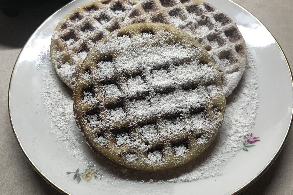 Cinnamon waffles