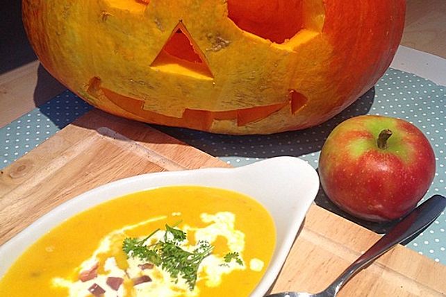 Kürbiscremesuppe mit Speck - Chips von Der_kleine_Muck| Chefkoch