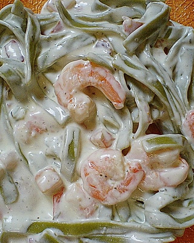 Krabbensalat mit grünen Nudeln / Tagliatelle