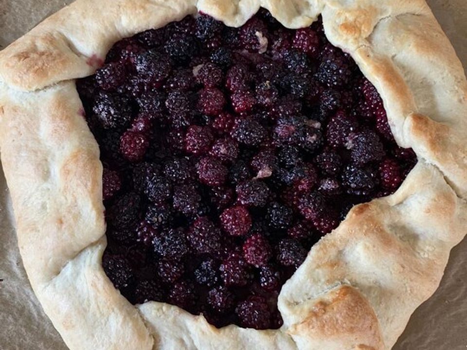 Warmer Brombeerkuchen mit Cassis-Sahne von Eicki| Chefkoch