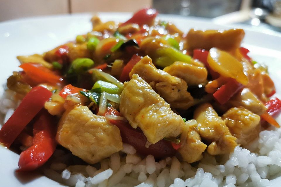 Meine China Hähnchen - WOK - Pfanne Chop Suey mit Jasmin- oder Basmatireis