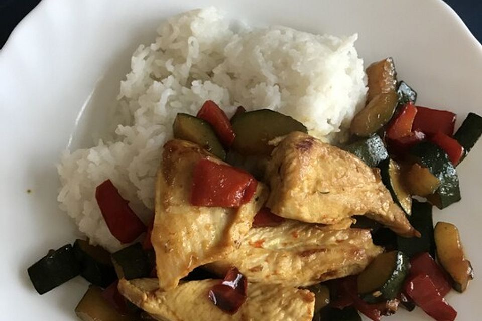 Meine China Hähnchen - WOK - Pfanne Chop Suey mit Jasmin- oder Basmatireis