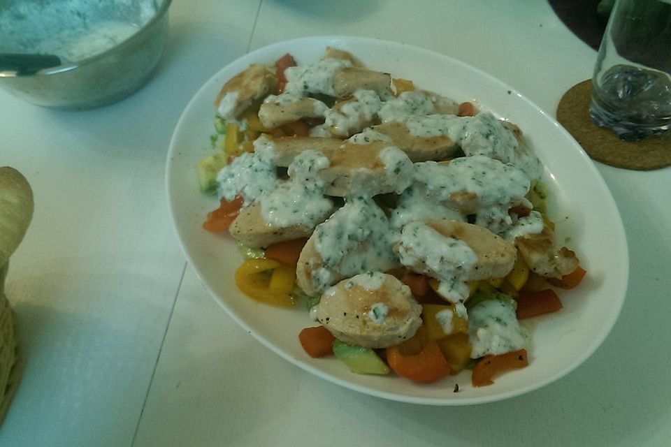 Avocado - Hähnchen - Salat Avocado - Hähnchen - Salat