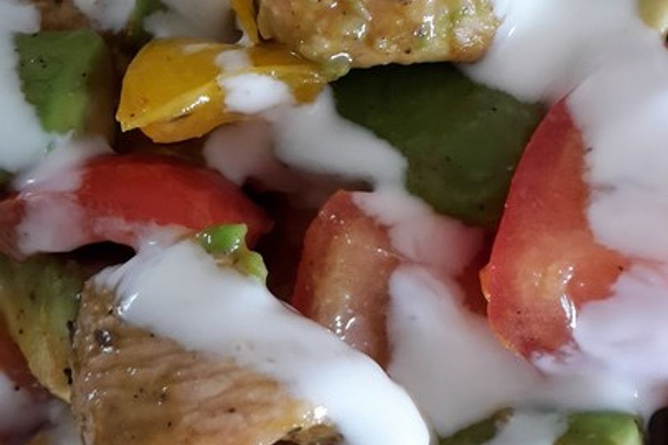 Avocado - Hähnchen - Salat Avocado - Hähnchen - Salat