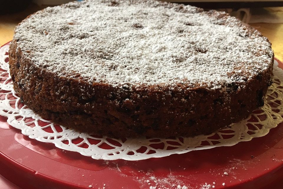 Schokokuchen mit Kirschen oder Heidelbeeren