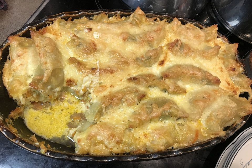 Maultaschen in Sahne mit Käse überbacken