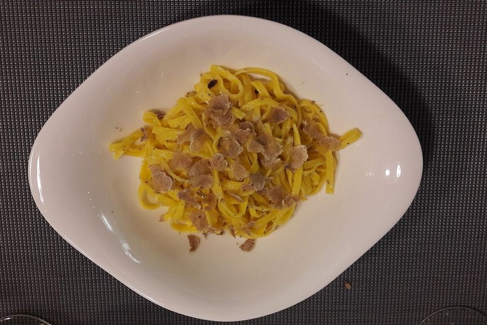 Tagliatelle con Tartufi