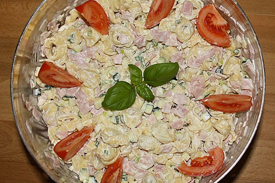 Tortellini - Salat