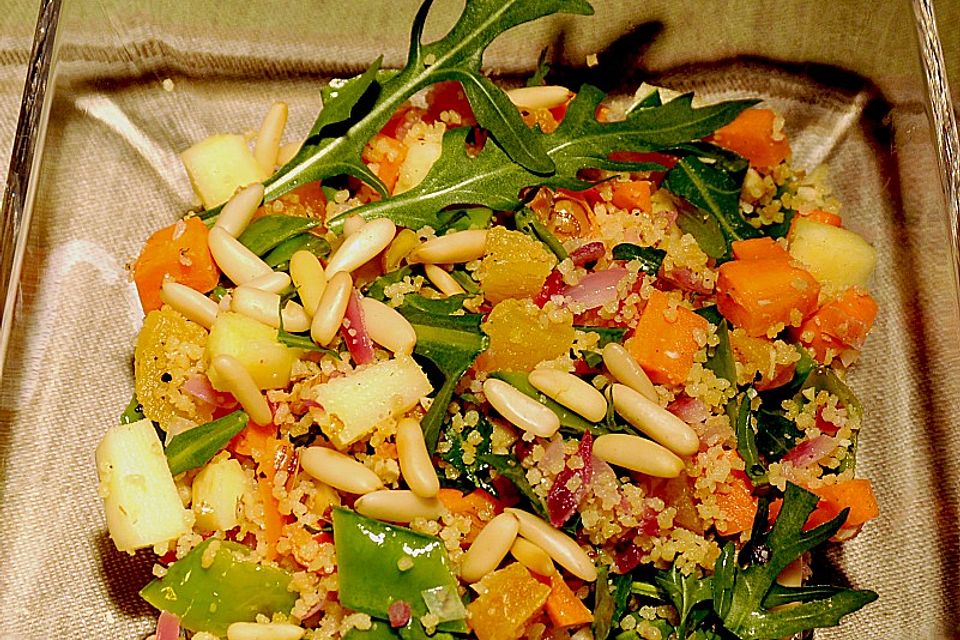 Bulgur - Nuss Salat mit Aprikosen