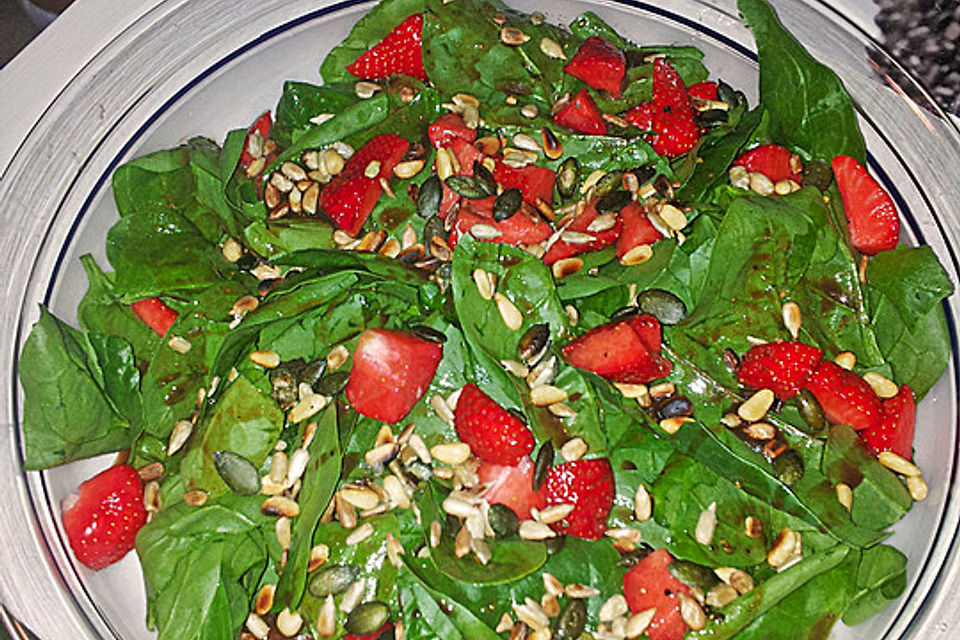 Erdbeer-Spinatsalat