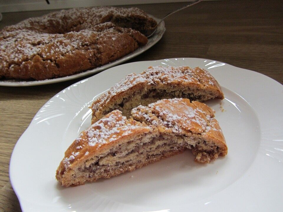 Nusskranz mit Mürbeteig von zauberkuchen| Chefkoch