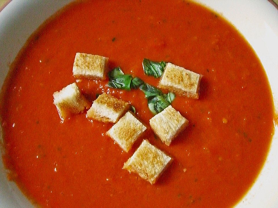 Tomatensuppe mit Basilikum von diewahrekapperin| Chefkoch