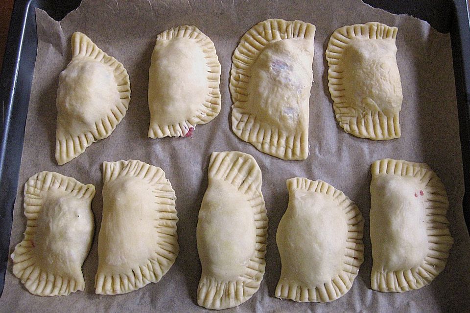 Tschebureki Tschebureki