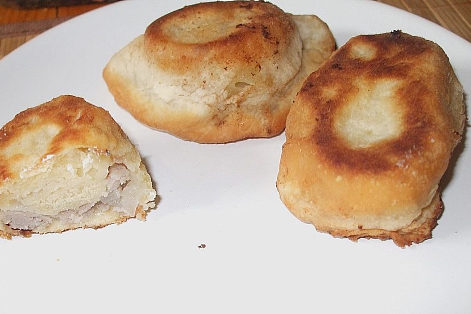 Tschebureki Tschebureki