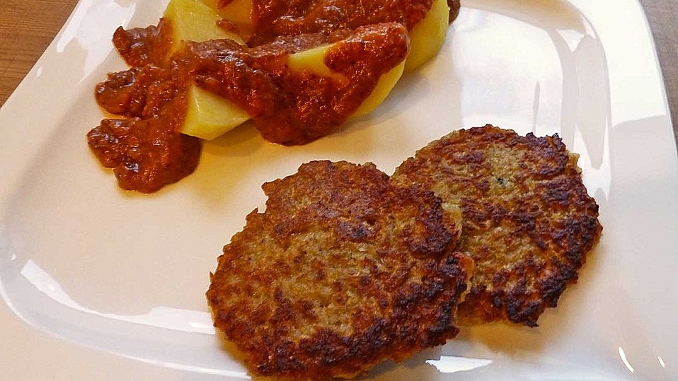 Gr-nkern-Gem-se-Bratlinge-mit-Zwetschgen-Ingwer-Sauce