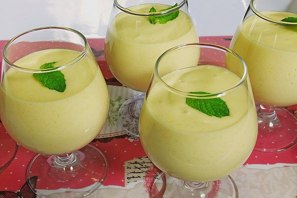 Mangocreme mit Kokos