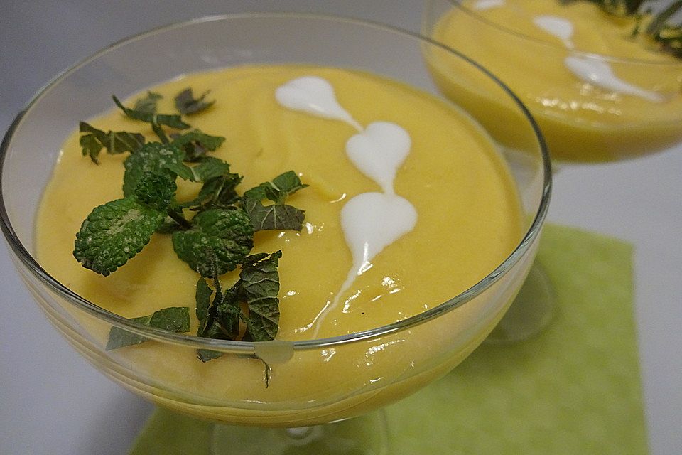 Mangocreme mit Kokos