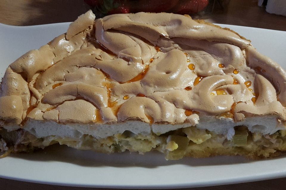 Rhabarberkuchen mit Baiser