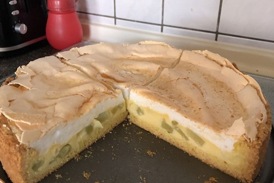 Rhabarberkuchen mit Baiser