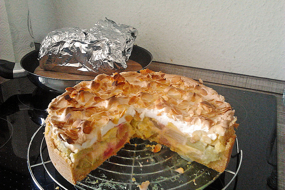 Rhabarberkuchen mit Baiser