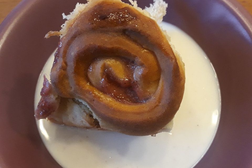 Erdbeer - Zimt - Schnecken