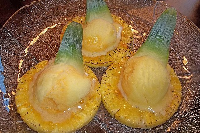 Ananas flambiert von miguan| Chefkoch