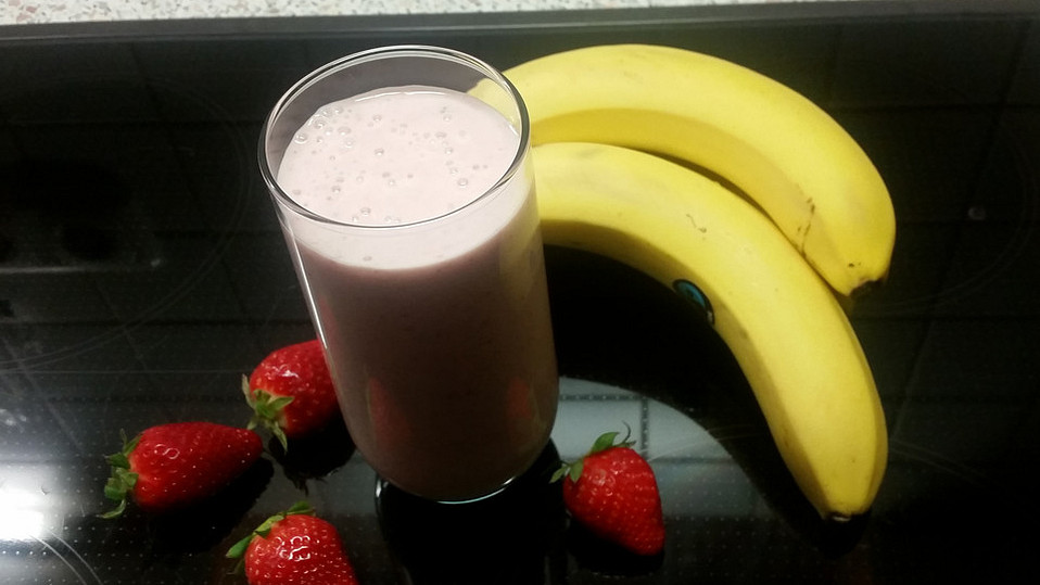 Erdbeer - Bananen - Drink von mausels_kleine_schwester Erdbeer - Bananen - Drink von mausels_kleine_schwester