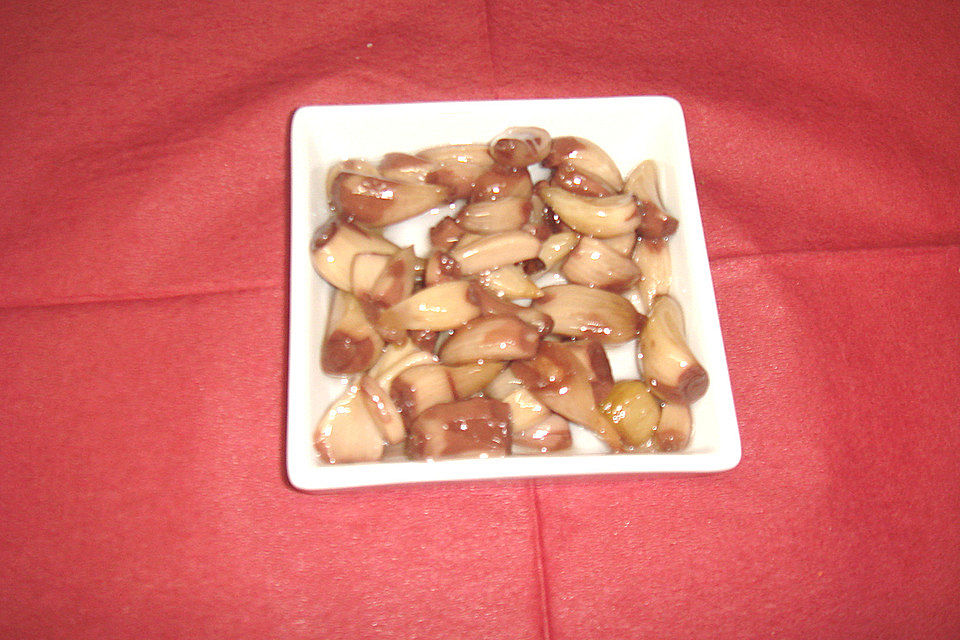 Eingelegter Knoblauch