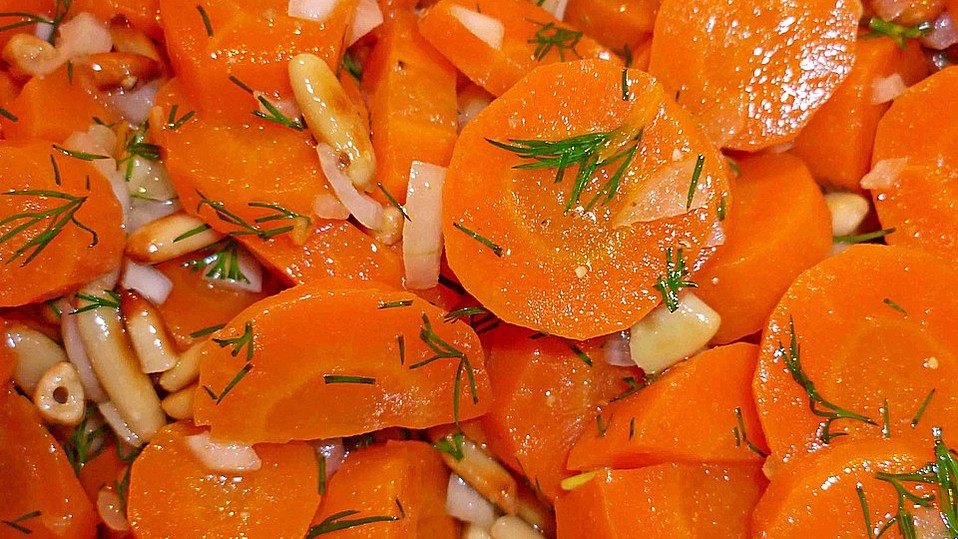 Lauwarmer Möhrensalat von lametti