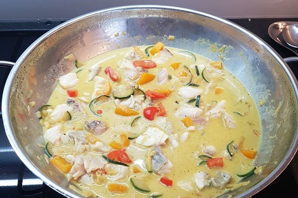 Curry-Fischragout