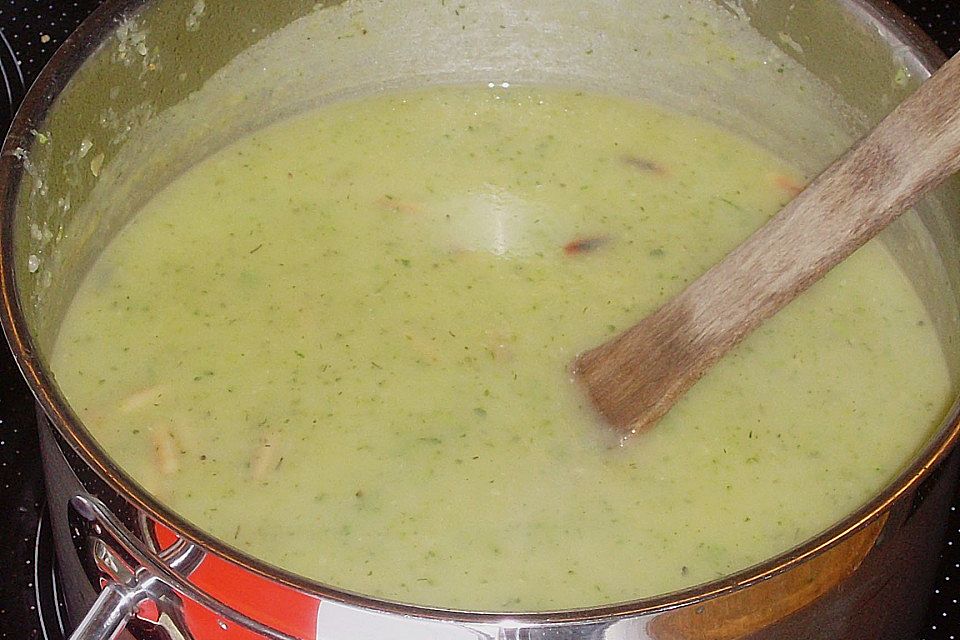 Zucchini-Kartoffel-Suppe