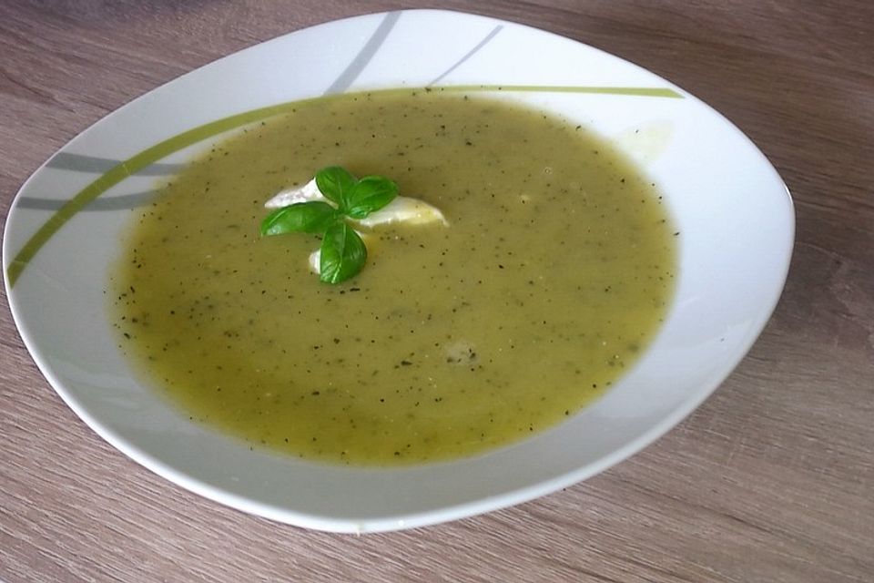 Zucchini-Kartoffel-Suppe